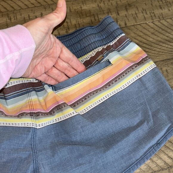 Rip Curl 🏄🏻‍♀️ Rainbow 🌈 Shorts. Tie front. Security Back Pocket Vintage Look - Picture 7 of 17